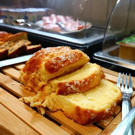 Bellevue מלון רוקמאדור